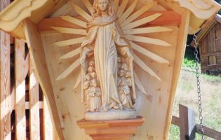 geschnitzt-heiligenfigure-heilige-maria.jpg